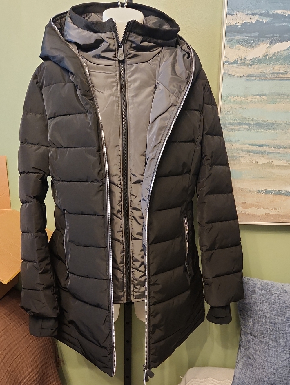 Women's Black Winter Puffer Coat - Sleek Insulated Jacket